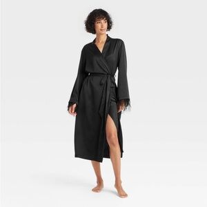 Satin And Feather Trim Sleeves Robe With Waist Tie - Auden Black Red NWT